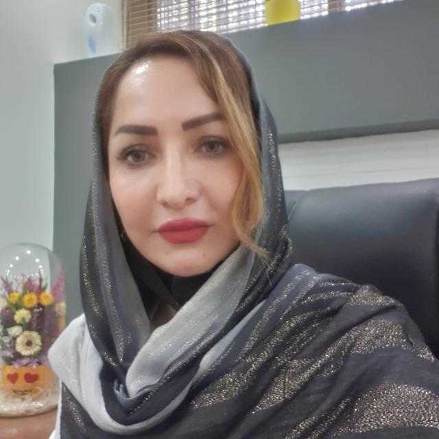 تصویر دکتر لیلا شریفی متخصص گوش و حلق و بینی در شیراز