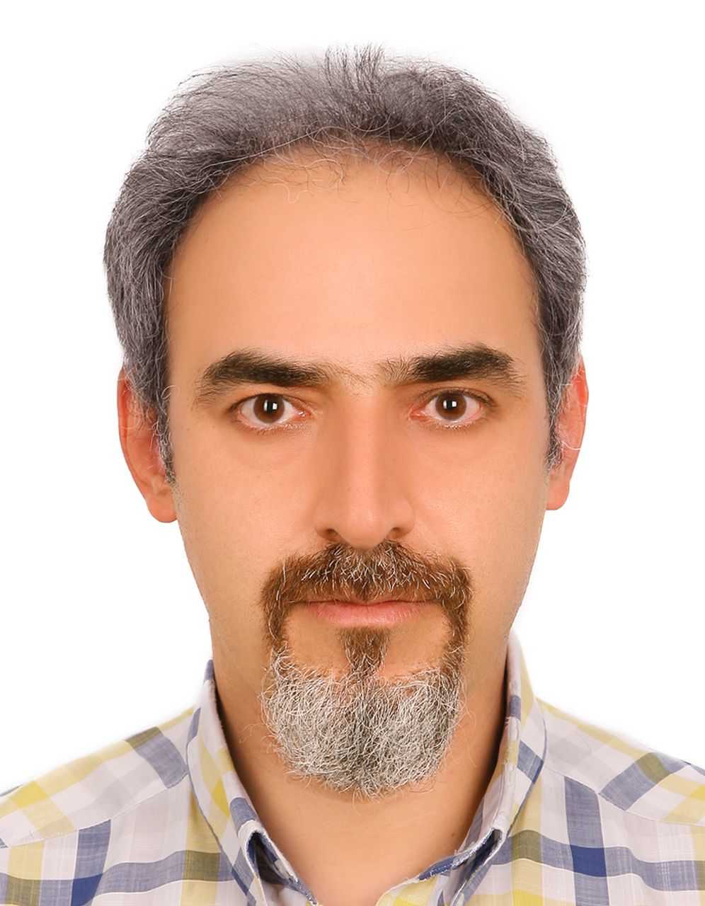 تصویر دکتر محمد امین پور علی محمدی فلوشیپ جراحی دیسک و ستون فقرات در شیراز